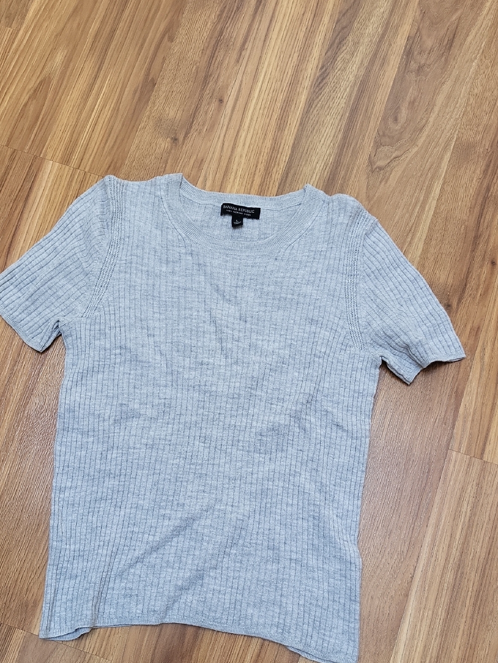 Banana Republic Light Gray Merino Ribbed Short Sleeve Tee